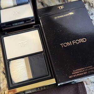 ⚡️💕Tom Ford Translucent Pink Illuminating Powder with Brush